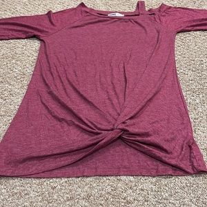 Temofon Women’s Long Sleeve Off-the-shoulder Top With Twisted Front Detail.